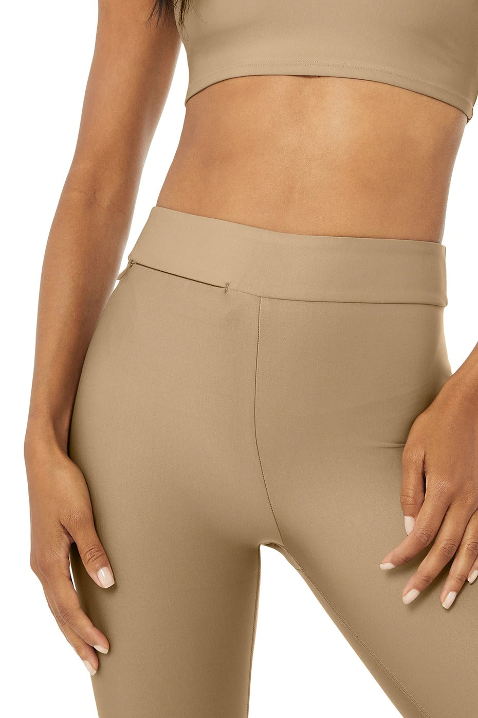 alo airlift high-waist conceal-zip capri